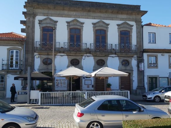 Prédio urbano e terreno para construção em Vila do Conde