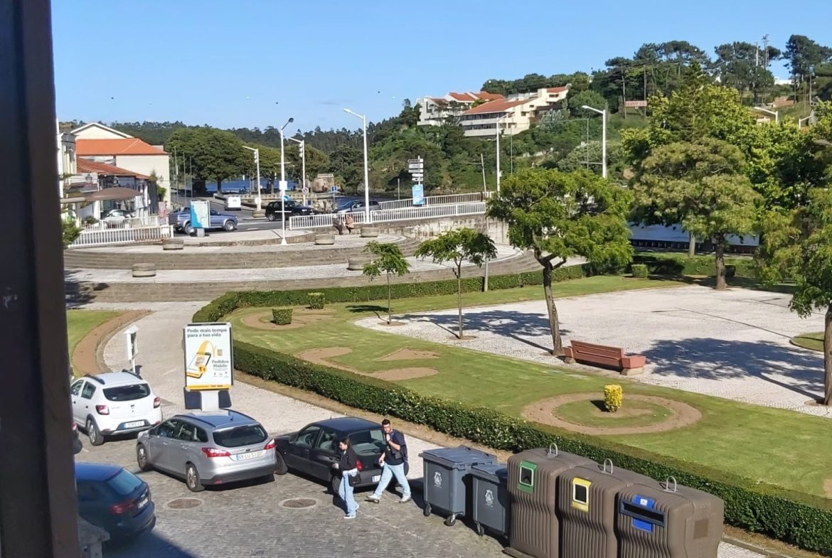 Prédio urbano e terreno para construção em Vila do Conde