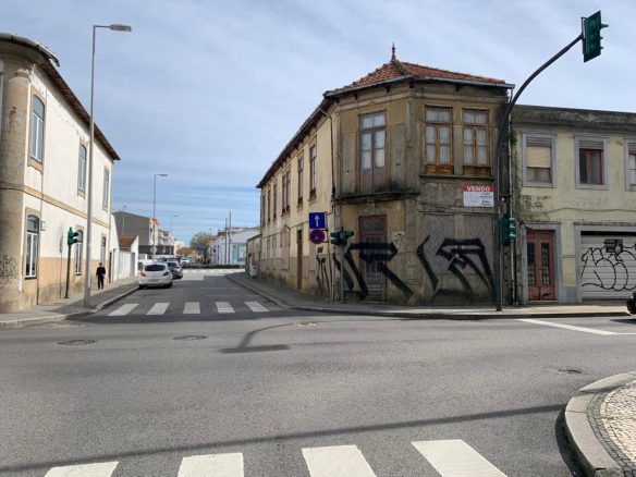 Propriedade para reconstrução na Póvoa de Varzim